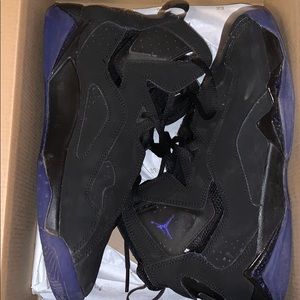 Jordan True Flight Bg